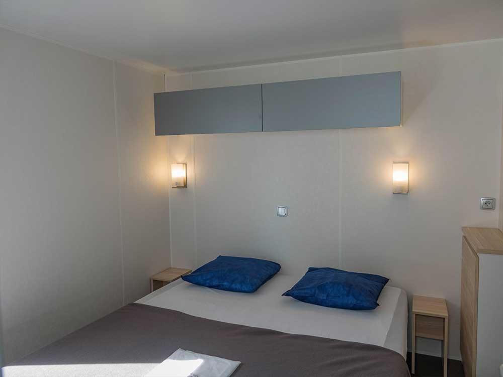 Camping Les Perouses Saint-Clément-des-Baleines Habitación foto